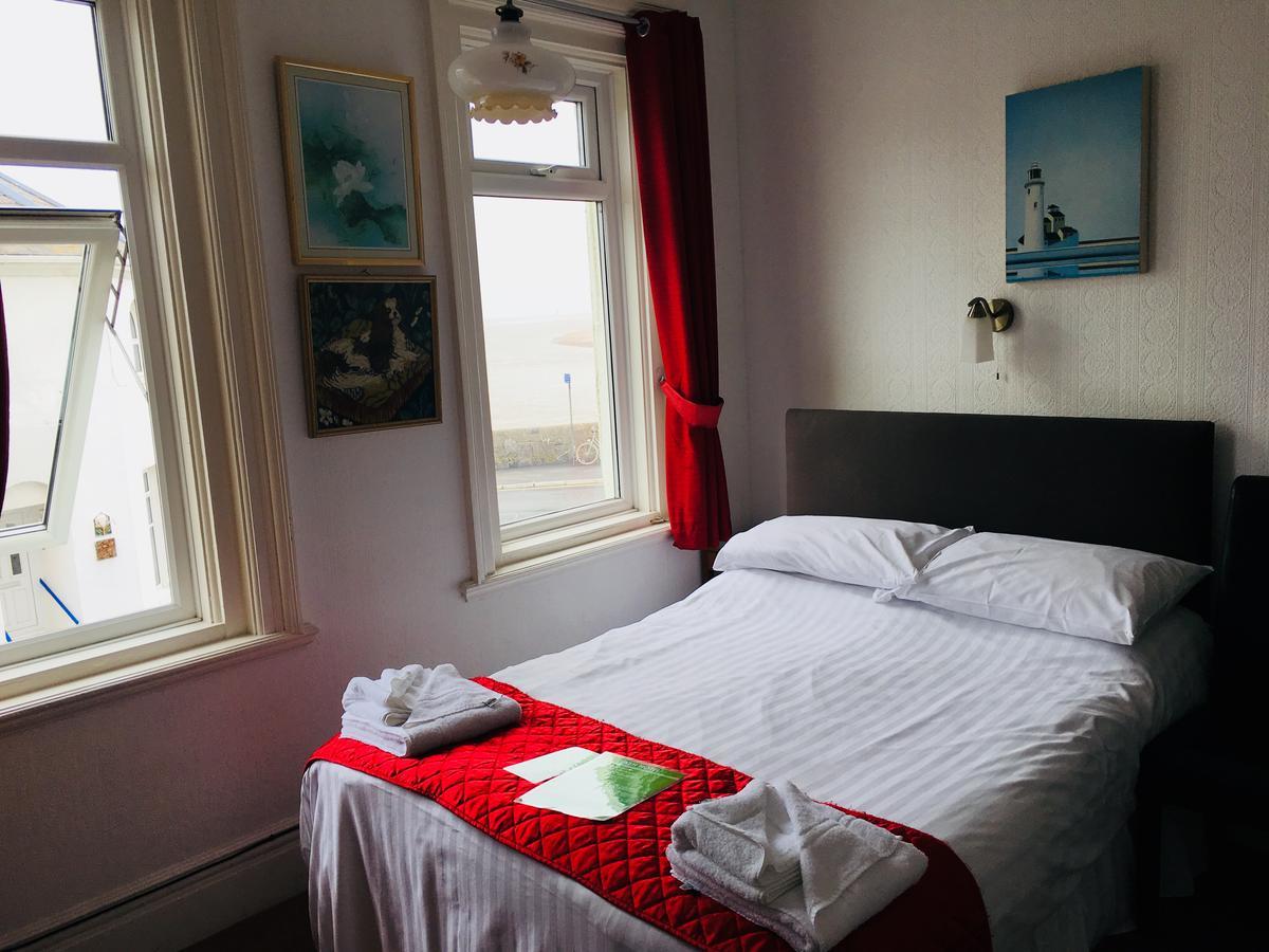 Ash Hotel B&B Ексмут Екстериор снимка