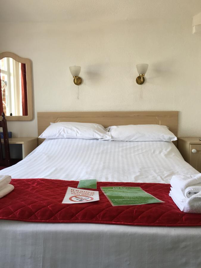 Ash Hotel B&B Ексмут Екстериор снимка